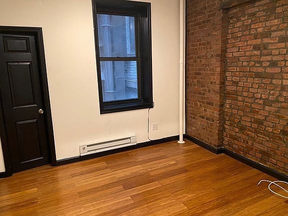 3rd image of 1771 1st Ave APT 8A