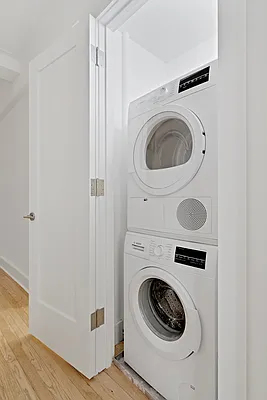 Rented by Compass | media 23