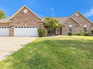 5103 Kennet Dr, Columbia, IL 62236
