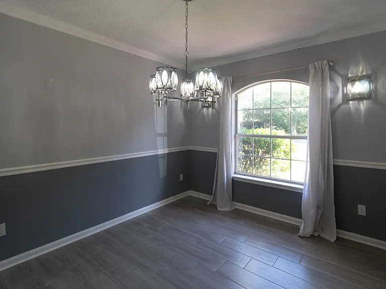 236 Clover Ct — Photo 15