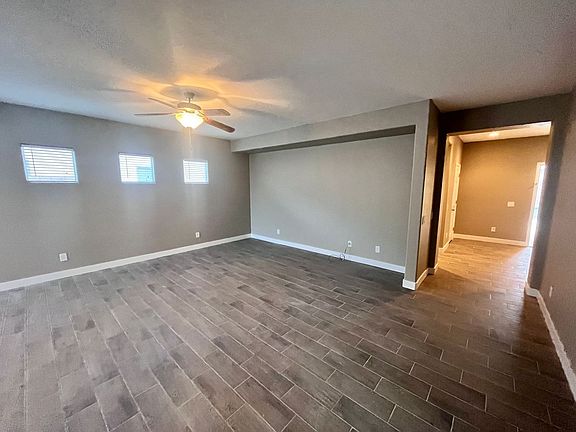 5th image of 7136 Crescentville Ave