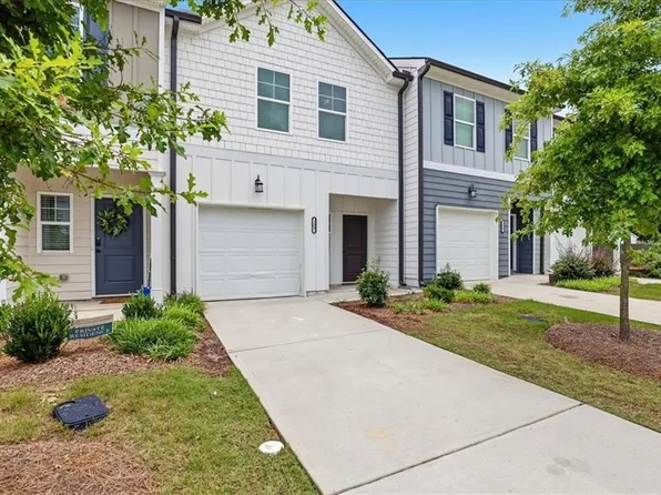209 Buckingham Ln, Hoschton, GA 30548