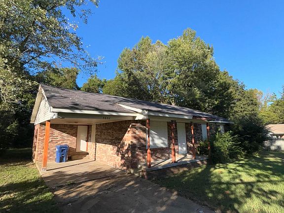 2nd image of 5682 Caroline Dr