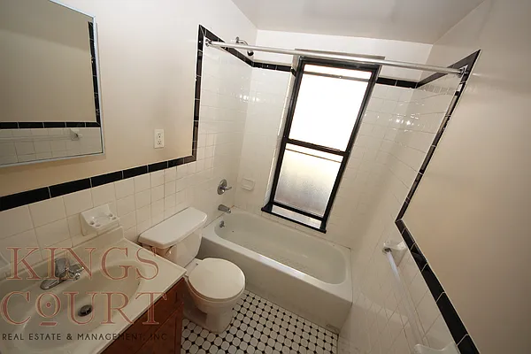 Rented by Kings Court Real Estate | media 42