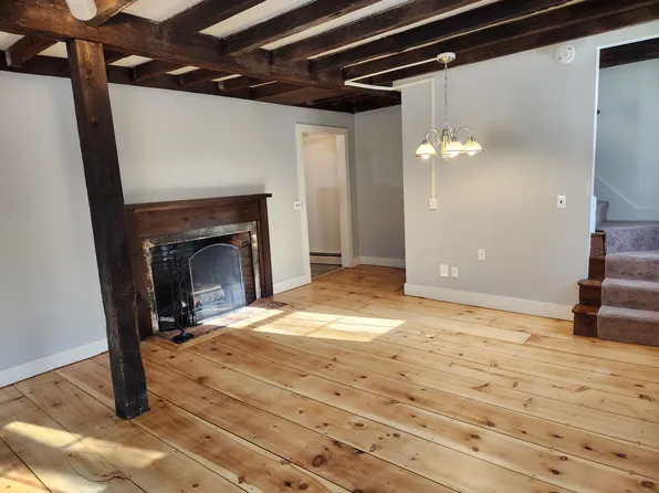 404 Union St, Peterborough, NH