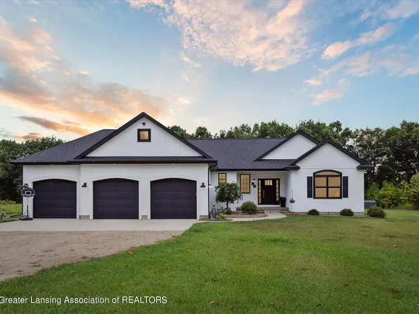 9394 E Bluewater Hwy, Pewamo, MI 48873