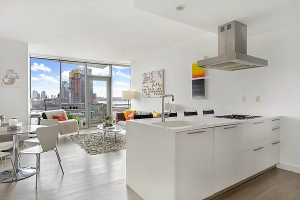 Sold by Compass | media 3