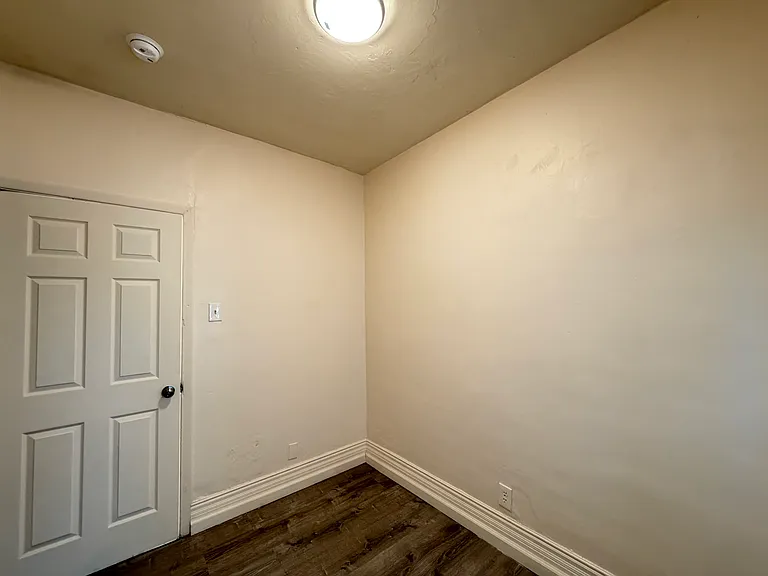 67 Barton St #2 — Photo 17