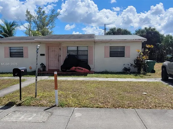 2320 NW 183rd St, Miami Gardens, FL 33056