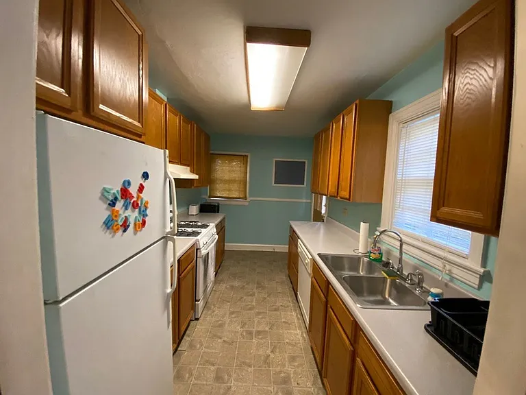 123 NW 20th Dr — Photo 8