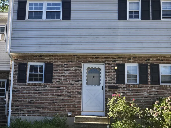 3 Carter Heights #3, Southington, CT 06479