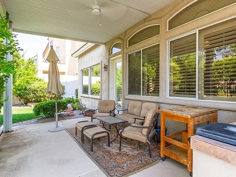 2215 Scarlet Rose Dr — Photo 27