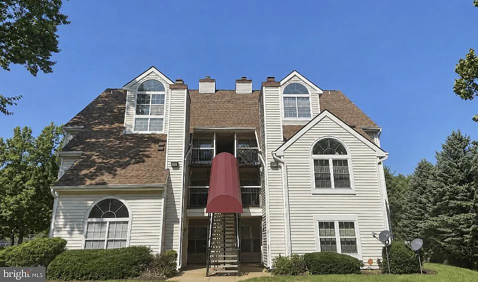 10304 Westridge Dr #1-103