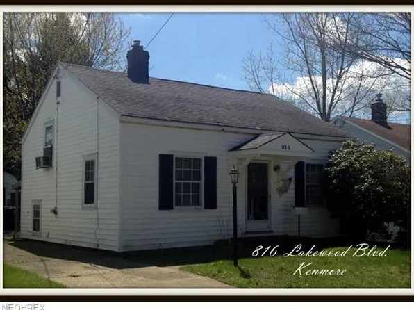 816 Lakewood Blvd, Akron, OH 44314