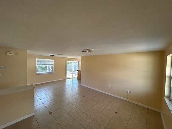 4th image of 1312 Brightwell Dr