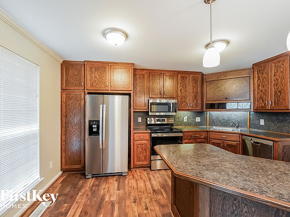 4th image of 6429 Mountain Ridge Rd