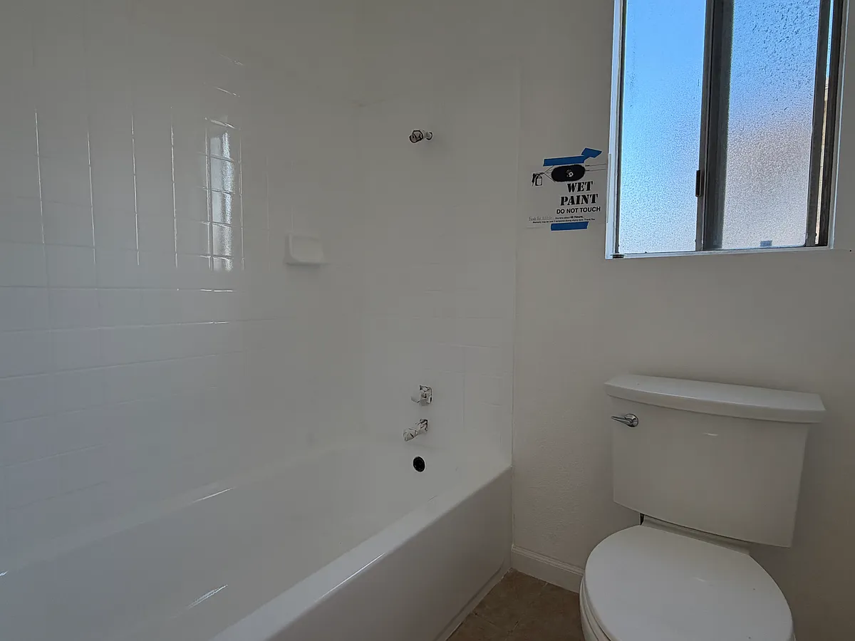 Building Photo - 339 Sefton Ave #H