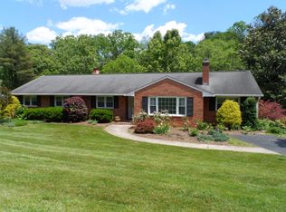 3582 Hartland Rd SW, Roanoke, VA 24015