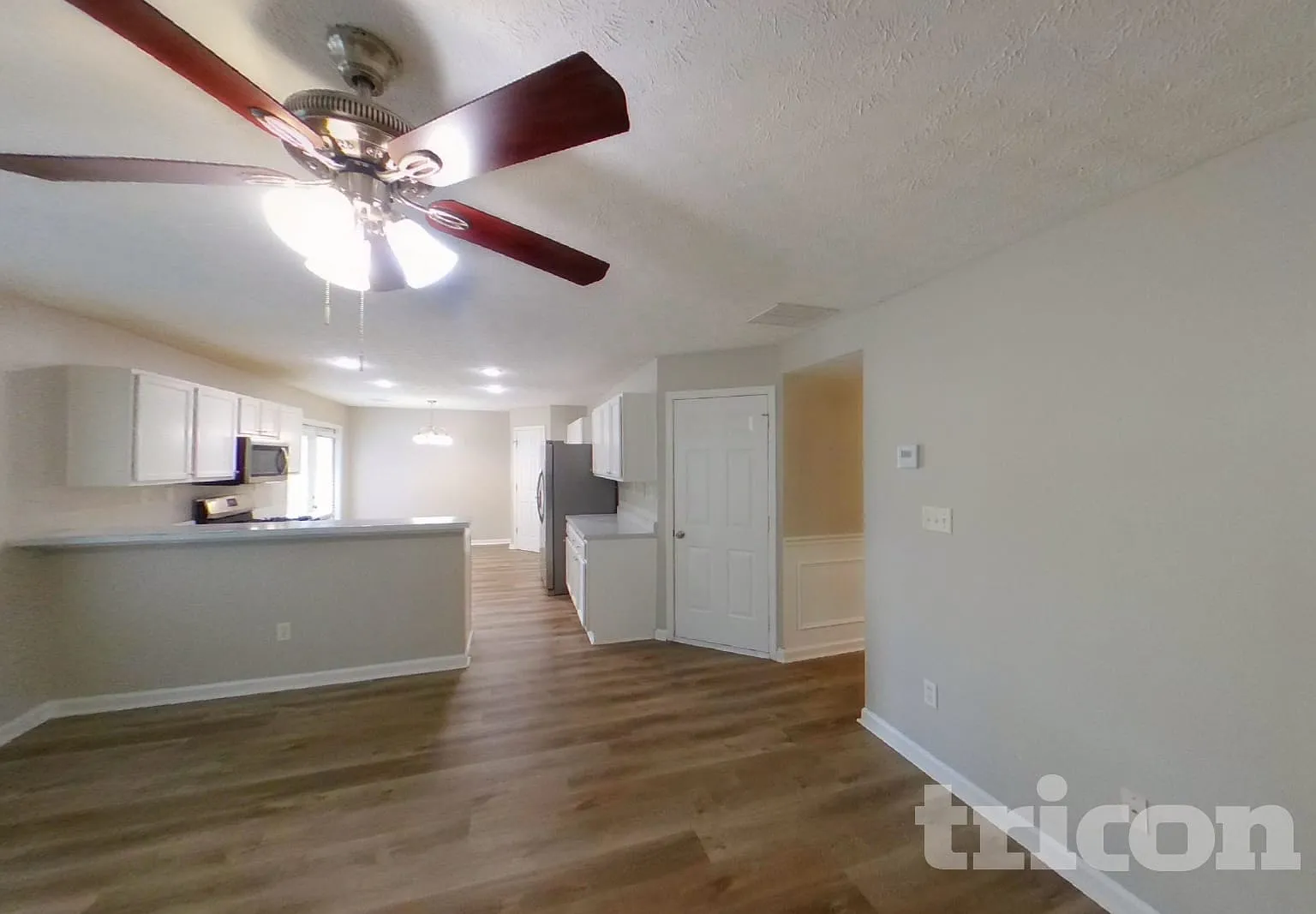 610 Stonecrest Drive Loganville GA — Photo 2