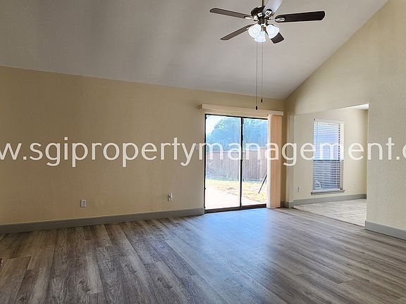 4th image of 1515 Barclay Dr