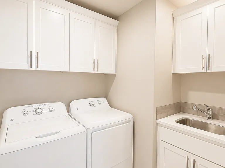 3125 NE Marea Dr — Photo 11