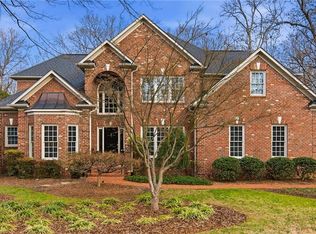 10 Tallowood Ct, Greensboro, NC 27455