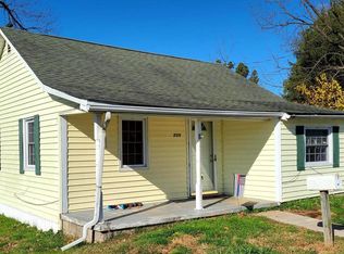705 W 2nd St, Elkton, MD 21901