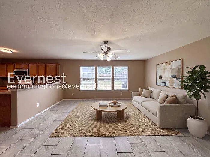 3 bed, 2.5 bath, 2139 sqft, $2,250 — Photo 3