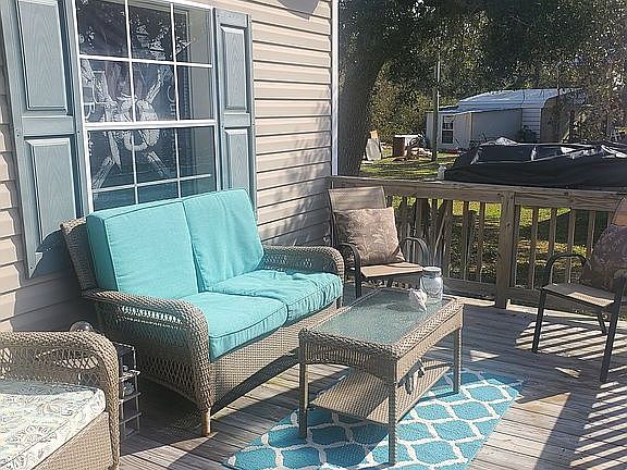 3rd image of 543 Cape Lookout Dr