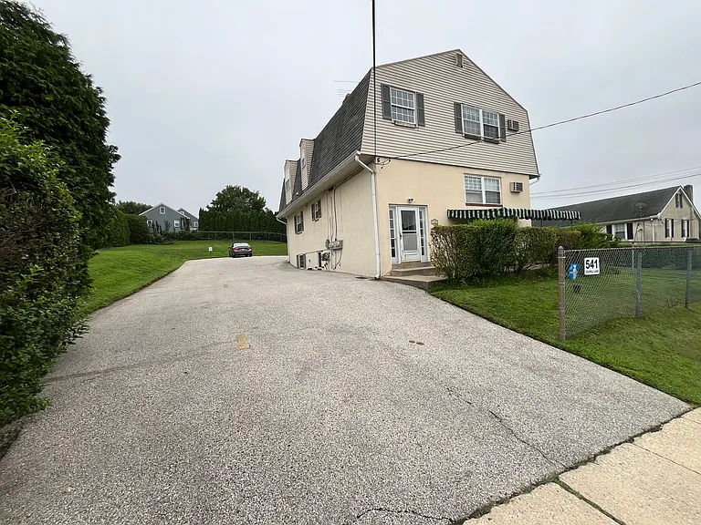 541 Colwell Ln #2 — Photo 13