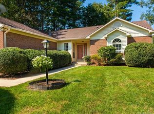 19 Saint Andrews Dr, Etowah, NC 28729