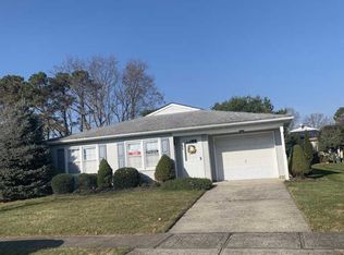 16 Garland Dr, Brick, NJ 08723