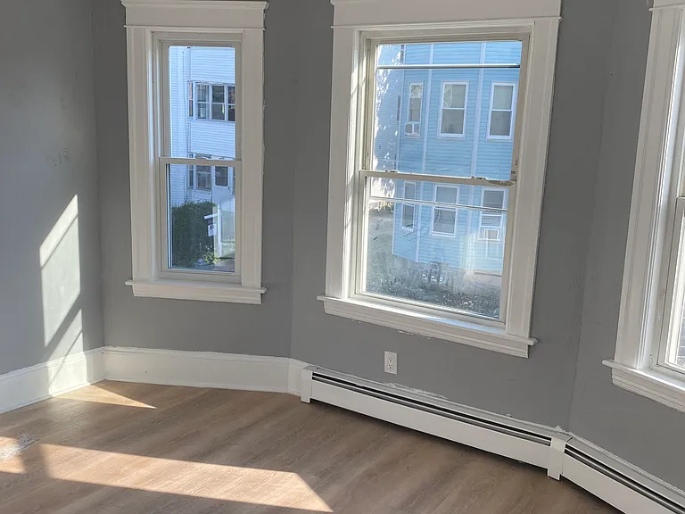 7 Derby St #2 — Photo 5