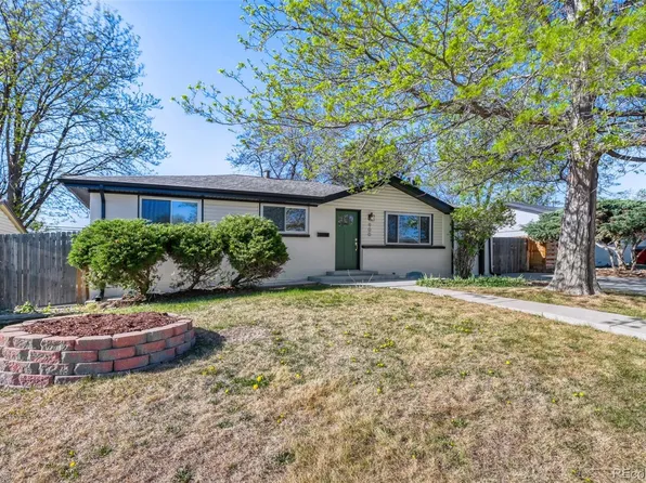 900 Essex Drive, Denver, CO 80229