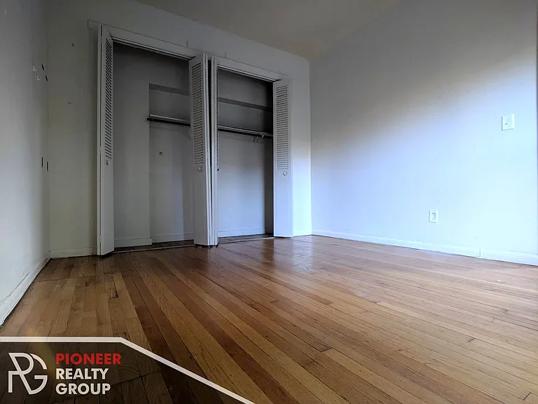 915 W Waveland Ave #923-2D — Photo 3