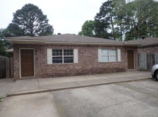 417 Helen St #A, Conway, AR 72034