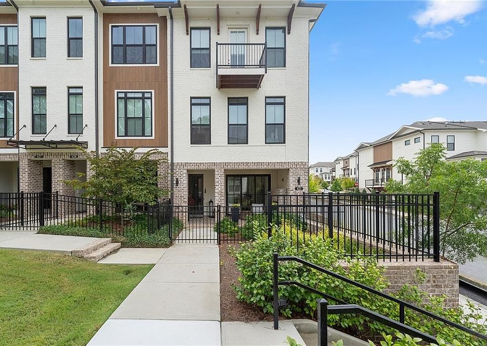 1st image of 431 Olmstead Way