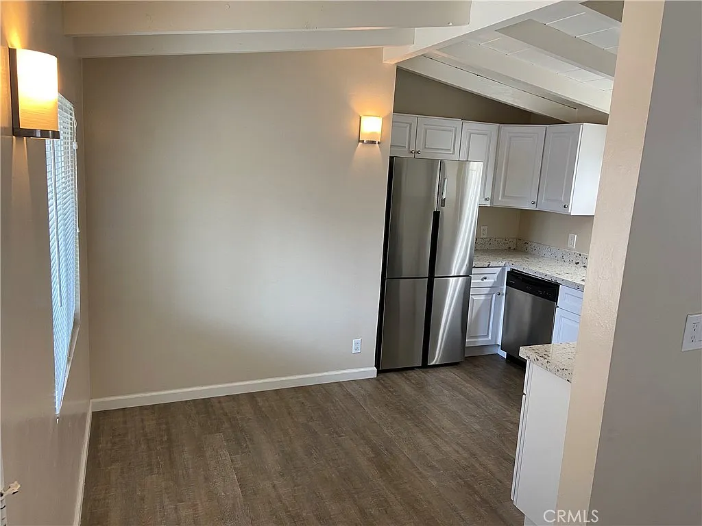 1 bed, 685 sqft, $2,375 — Photo 3