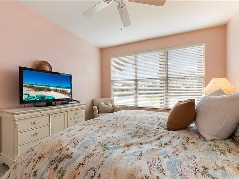 10129 Colonial Country Club Blvd — Photo 9