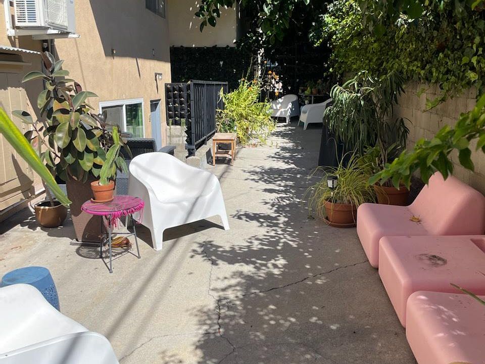 Back Garden (common area)