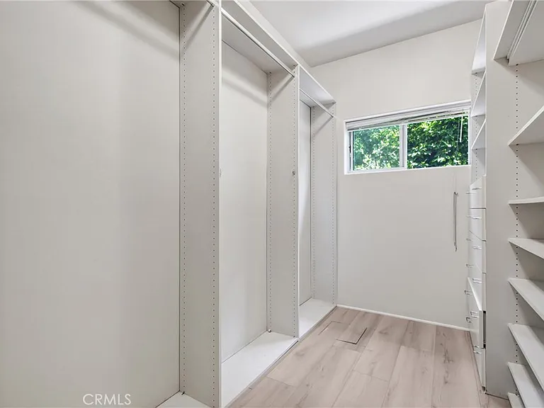 1410 S 10th Ave — Photo 29