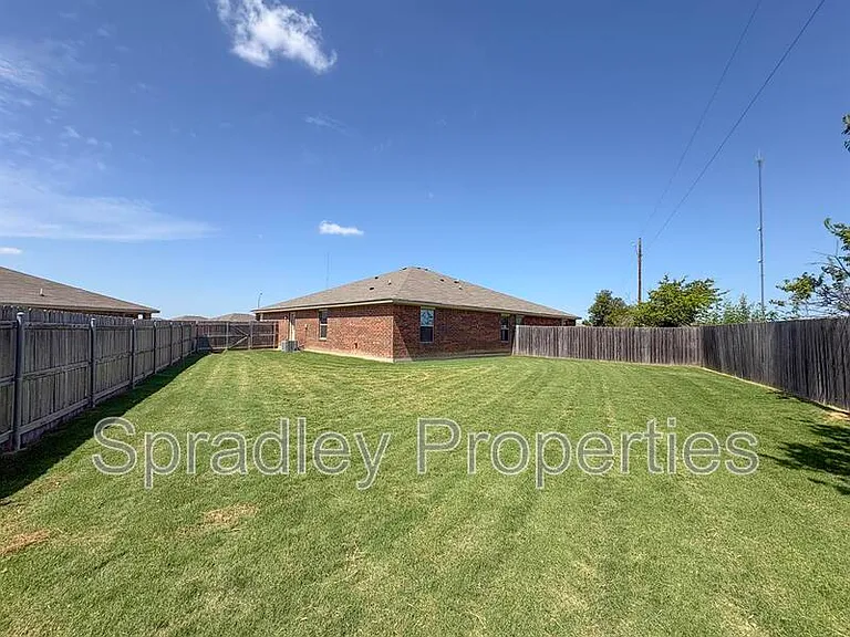1513 Brady Way — Photo 14