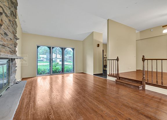 5th image of 845 Deere Park Ct