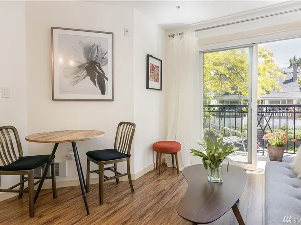 1909 10th Ave W APT 208, Seattle, WA 98119