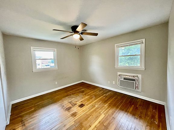 4th image of 1631 Alexandria Dr #7