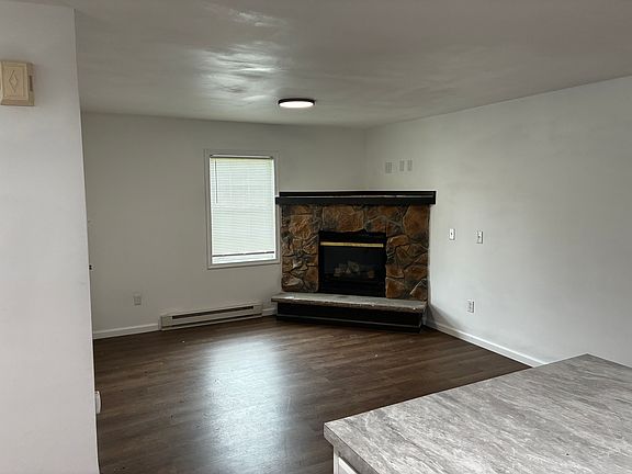 2nd image of 1150 Tomasula Dr