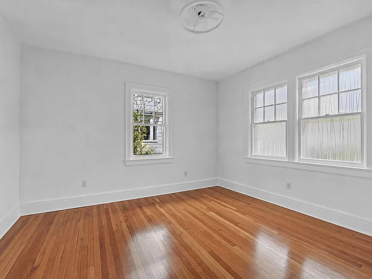 27 Summit St — Photo 14