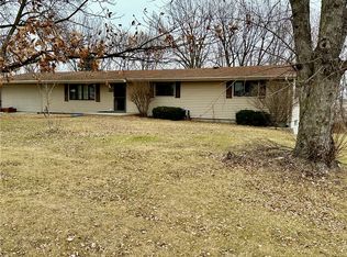 1224 E 19th St S, Newton, IA 50208