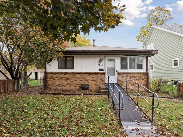 613 Fillmore St NE, Minneapolis, MN 55413