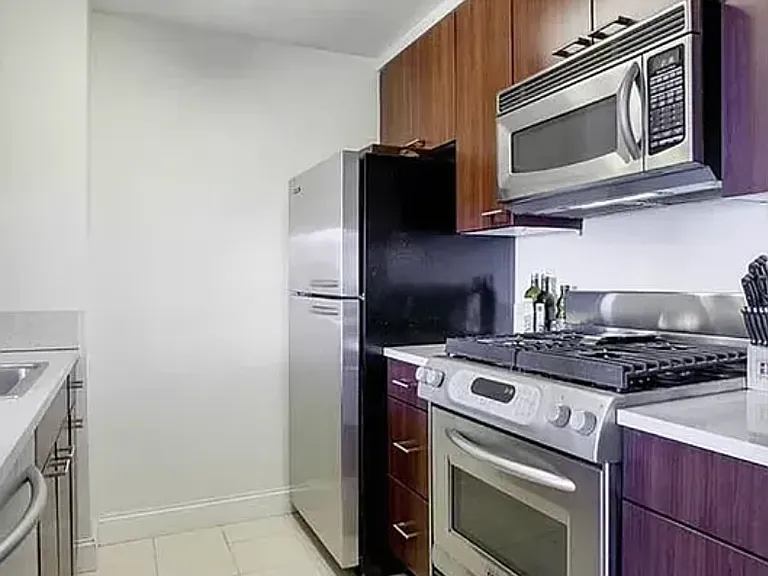 217 E 96th St #28J — Photo 10